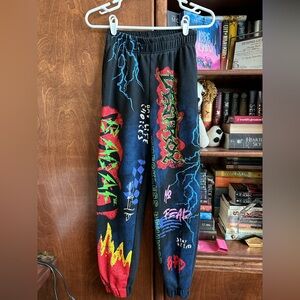 Edikted Graphic sweatpants